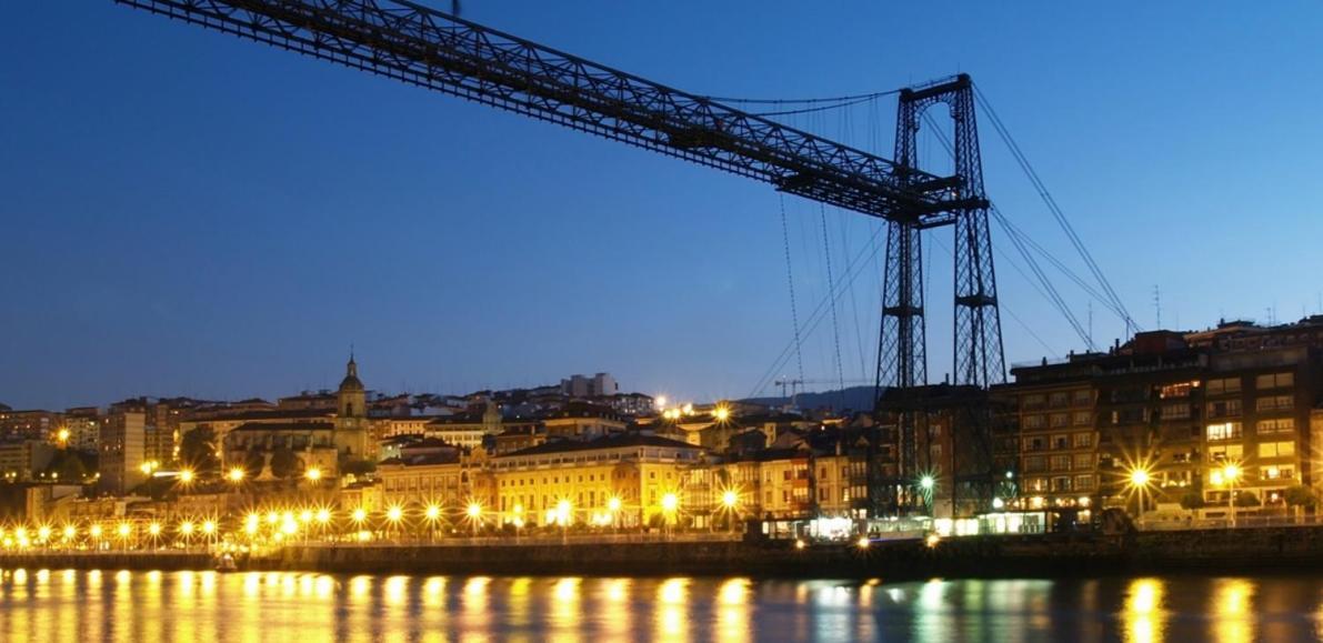 A 5 Minutos Andando Del Casco Viejo, Ayuntamiento, Plaza Circular Y Gran Via De Bilbao Y Proximo A Las 2 Lineas De Metro מראה חיצוני תמונה